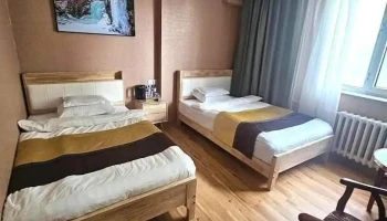 Ochir hotel / Очир зочид буудал - Даланзадгад