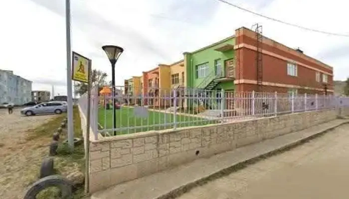 10 -  R Surguul Bugd - Улаанбаатар