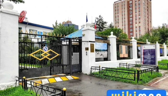 Ambassade de France / Францын элчин сайдын яам - Avenue De La Paix