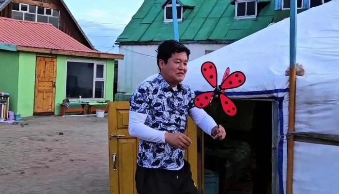 Baigal Guest House -  Video - Мөрөн