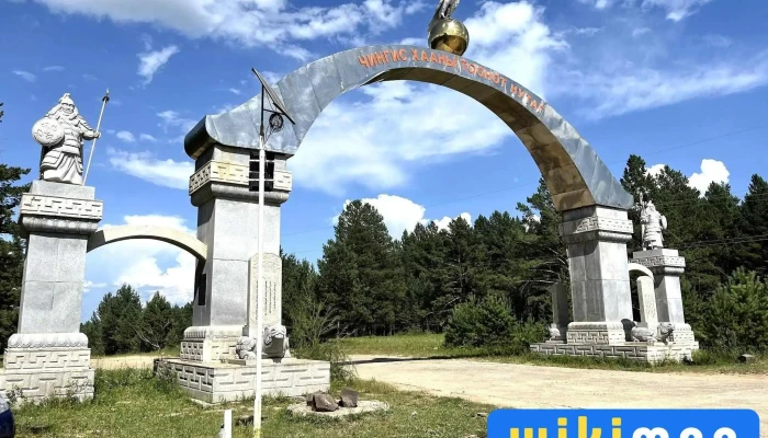 Dadal Sumyn Khaalga Bugd - Баян-овоо