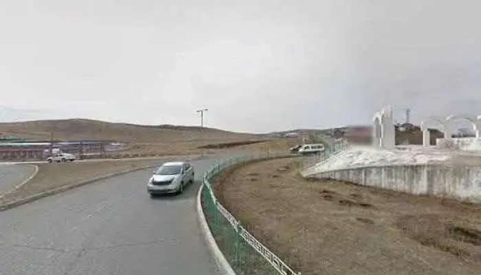 Erdenet Ikh Delguur Gudamzh Kharakh Bolon 360deg - Эрдэнэт