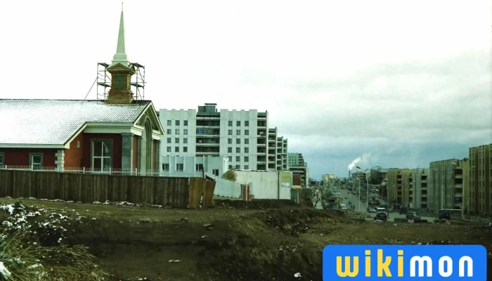 Esus Khristiin Khozhmyn Ueiin Gegeentnuudiin Sum Bugd - Эрдэнэт