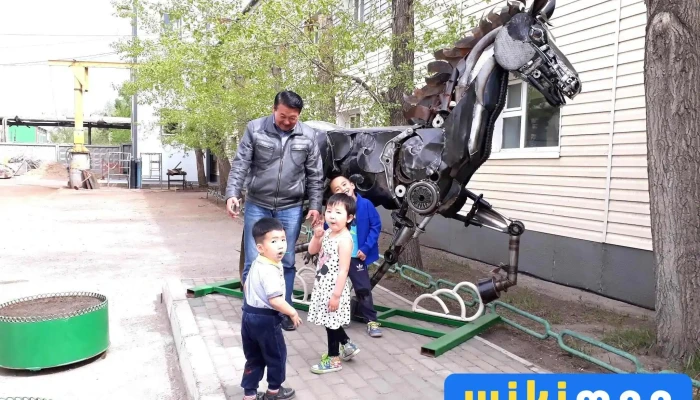 German Mongolyn Mergezhliin Surgalt Uildverleliin Tov Baishin - Улаанбаатар