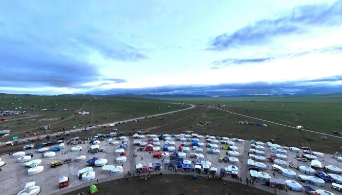 Hui Doloon Hudag -  Gudamzh Kharakh Bolon 360deg - Төв