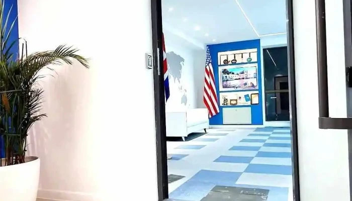Icmye (Оюунлаг Төв) Express Tower - Express Tower