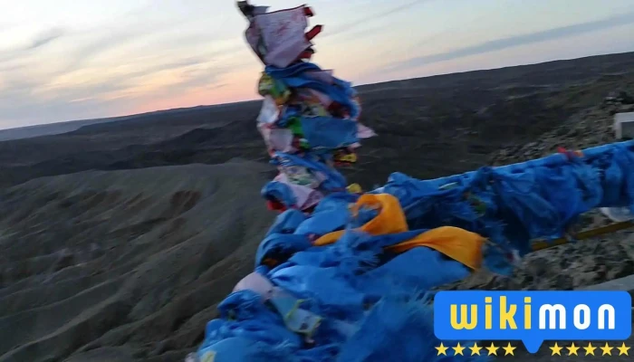 Khan Bayanzurkh Mountain -  Video - Дорноговь