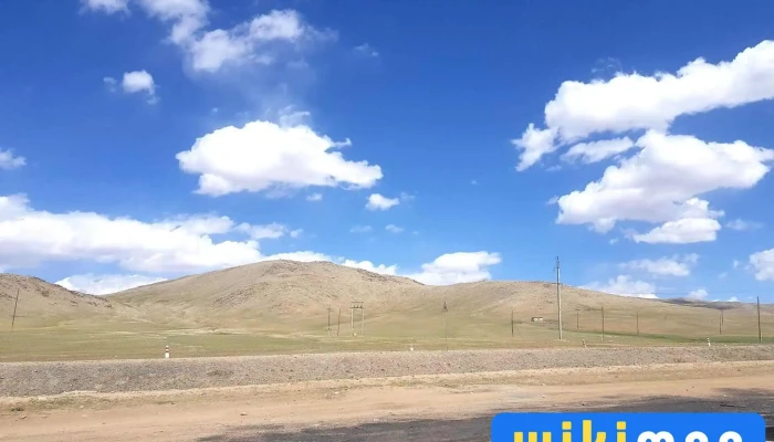 Khujirt Gol -  Bugd - Өвөрхангай
