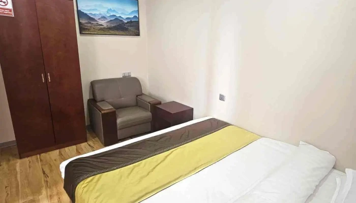 Ochir Hotel Ochir Zochid Buudal Zochdoos - Даланзадгад