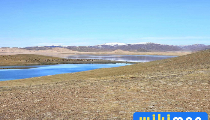 Ulaagchiin Khar Lake -  Uul - Завхан