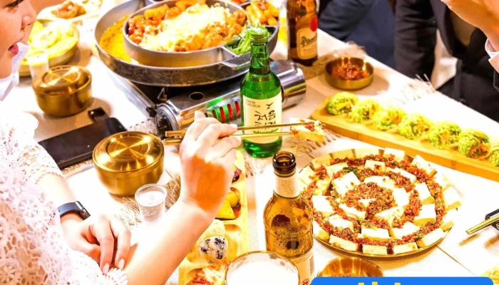 Yuna Restaurant Umnugobi Branch -  Khool Und - Даланзадгад
