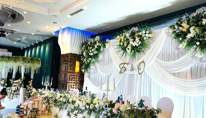 Zterra Restaurant Event Hall Bugd - Улаанбаатар