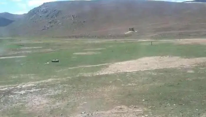 Аглаг бүтээлийн хийдрүү салах уулзвар - Төв